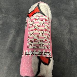 Hello kitty blanket
